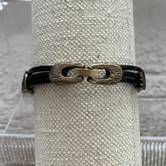 Owl Design Black and Gold or Brown and Silver Bracelet - Choose 1! - Picture 6 of 13